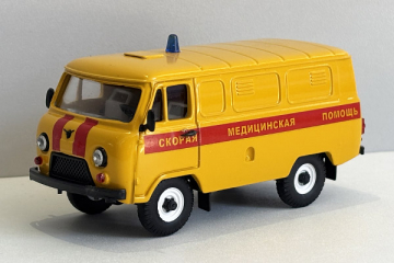 УАЗ-3741 фургон 'Скорая мед помощь', зеркала, желтый/красный, пластик покрашен (1/43)