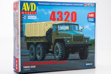 Автомобиль Уральский 4320 бортовой с тентом 6х6 (1/43)
