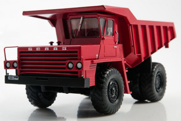 БЕЛАЗ-540 карьерный самосвал, красный (1/43)
