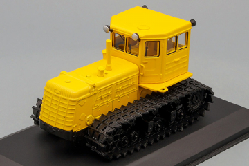 Трактор Т-180 гусеничный, желтый (1/43)