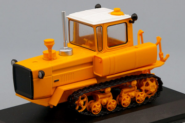 Трактор ДТ-175М, желтый (1/43)