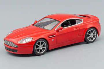 Aston Martin AMV8, красный (1/43)