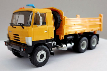 Tatra 815 S3 самосвал 6х6, желтый (1/43)