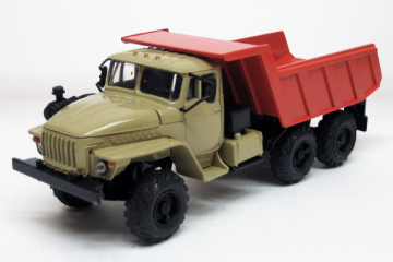 Уральский 55571 самосвал, бежевый/красный (cквозная решетка) (1/43)