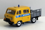 УАЗ-39094 'Фермер' бортовой без тента '02 дежурная', желтый/серый, пластик покрашен (1/43)