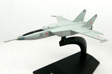 Самолет МиГ-25РБ (1/223)