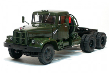 КрАЗ-258Б седельный тягач 1969, зеленый (1/43)