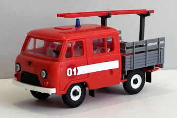 УАЗ-39094 'Фермер' бортовой с лестницей '01' пожарный, красный/серый, пластик некрашен (1/43)