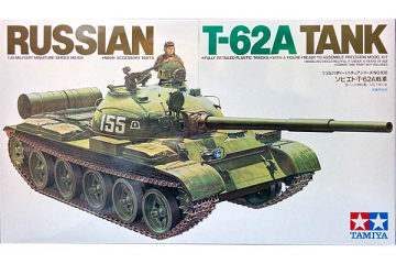 Танк Т-62А с 1 фигурой танкиста (1/35)