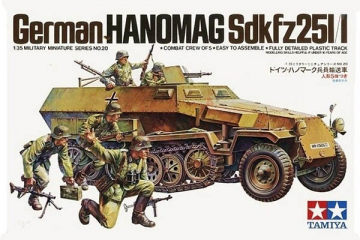 Бронетранспортер Sd.Kfz.251/1 Hanomag и 5 фигур в атаке (1/35)