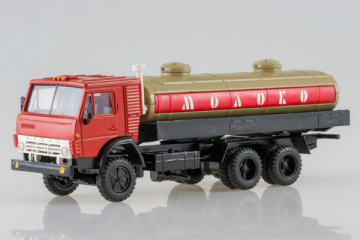Камский 53212 цистерна 'Молоко', красный/бежевый (1/43)
